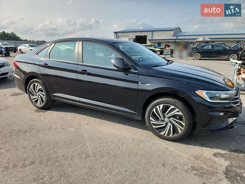 Седан Volkswagen Jetta 2021 в Рівному