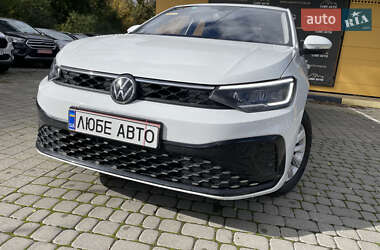 Седан Volkswagen Jetta 2025 в Львове