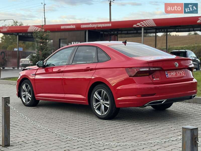 Седан Volkswagen Jetta 2018 в Львове