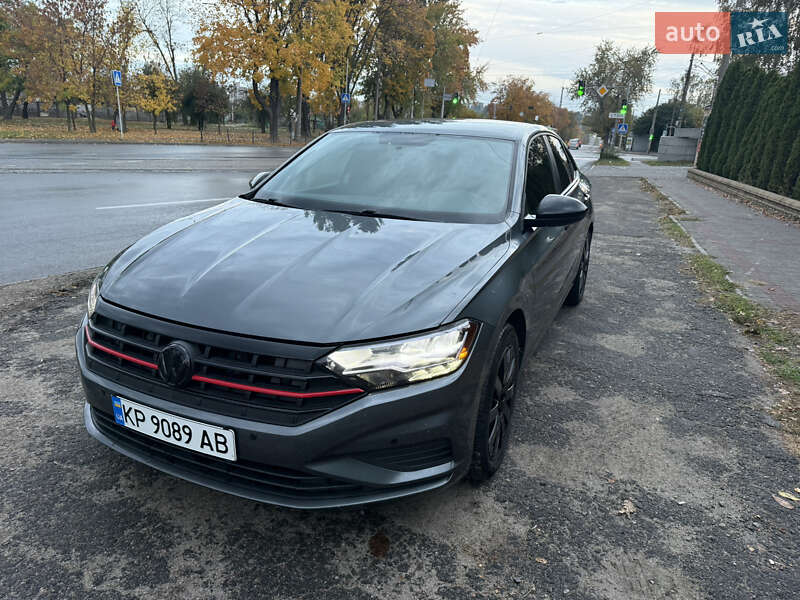 Седан Volkswagen Jetta 2019 в Запоріжжі
