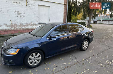 Седан Volkswagen Jetta 2013 в 