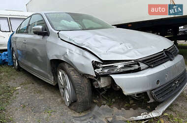 Седан Volkswagen Jetta 2011 в 