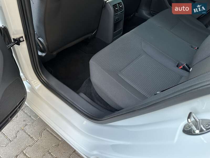 Седан Volkswagen Jetta 2016 в Одессе