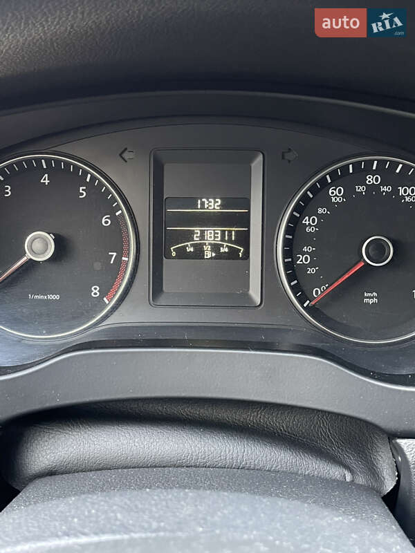 Седан Volkswagen Jetta 2013 в Киеве