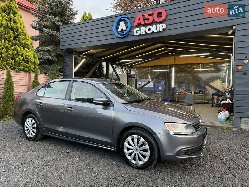 Седан Volkswagen Jetta 2014 в Львове фото 10 Седан Volkswagen Jetta 2014 в Львове