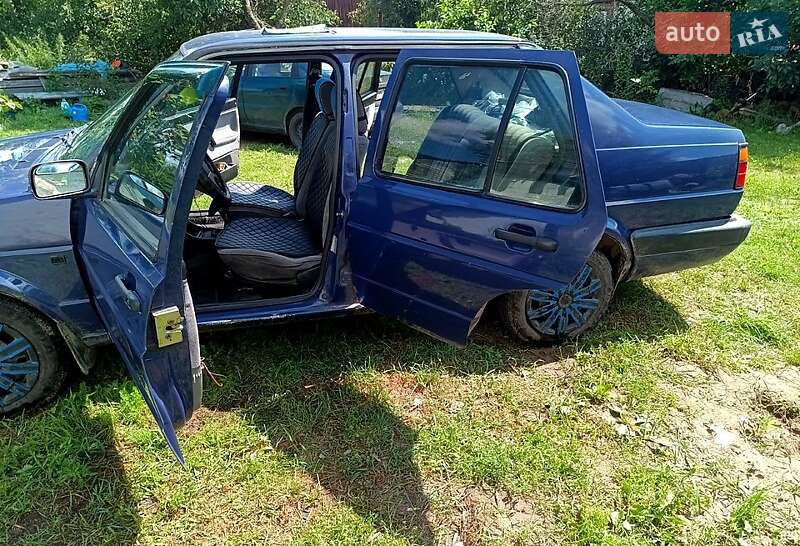 Седан Volkswagen Jetta 1991 в Городні