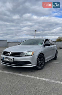 Седан Volkswagen Jetta 2015 в Києві