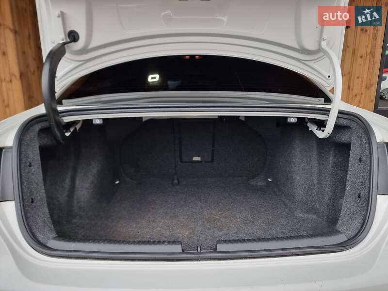 Седан Volkswagen Jetta 2012 в Вінниці фото 65 Седан Volkswagen Jetta 2012 в Вінниці