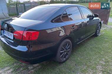 Седан Volkswagen Jetta 2014 в Долинской