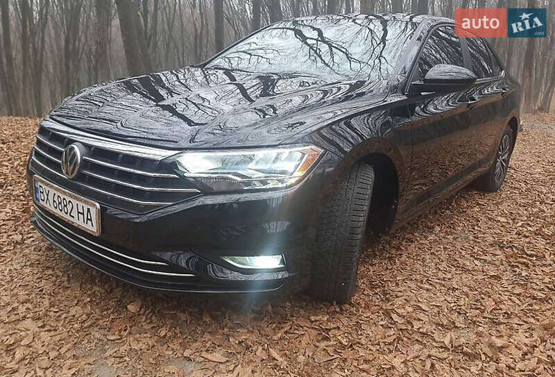 Седан Volkswagen Jetta 2018 в Львове