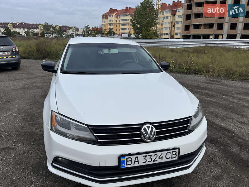 Седан Volkswagen Jetta 2014 в Києві фото 8 Седан Volkswagen Jetta 2014 в Києві