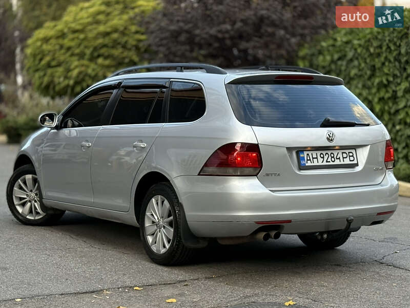 Універсал Volkswagen Jetta 2009 в Дніпрі