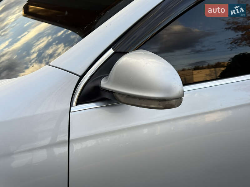 Універсал Volkswagen Jetta 2009 в Дніпрі