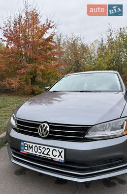 Седан Volkswagen Jetta 2016 в 