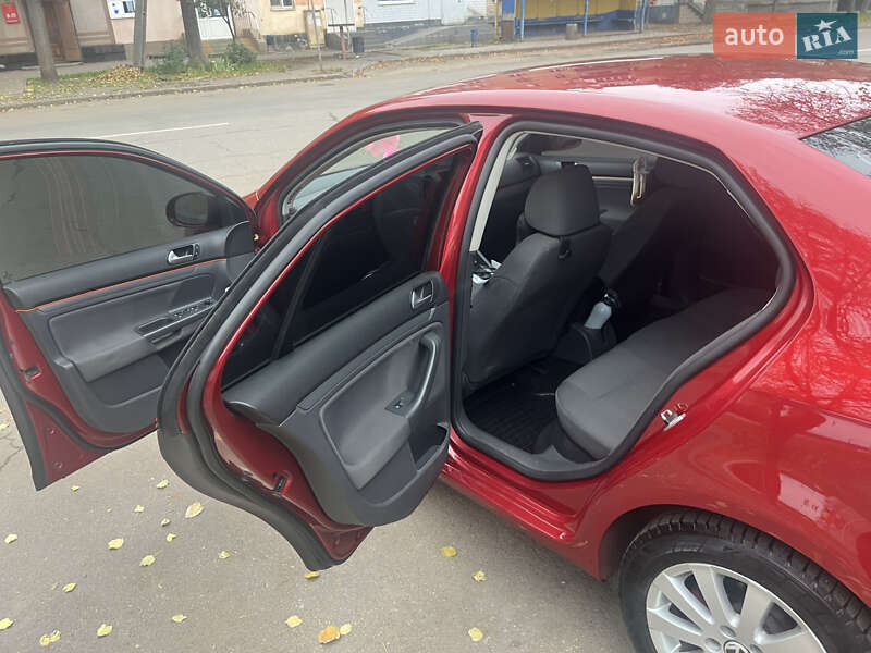 Седан Volkswagen Jetta 2007 в Кривому Розі фото 17 Седан Volkswagen Jetta 2007 в Кривому Розі