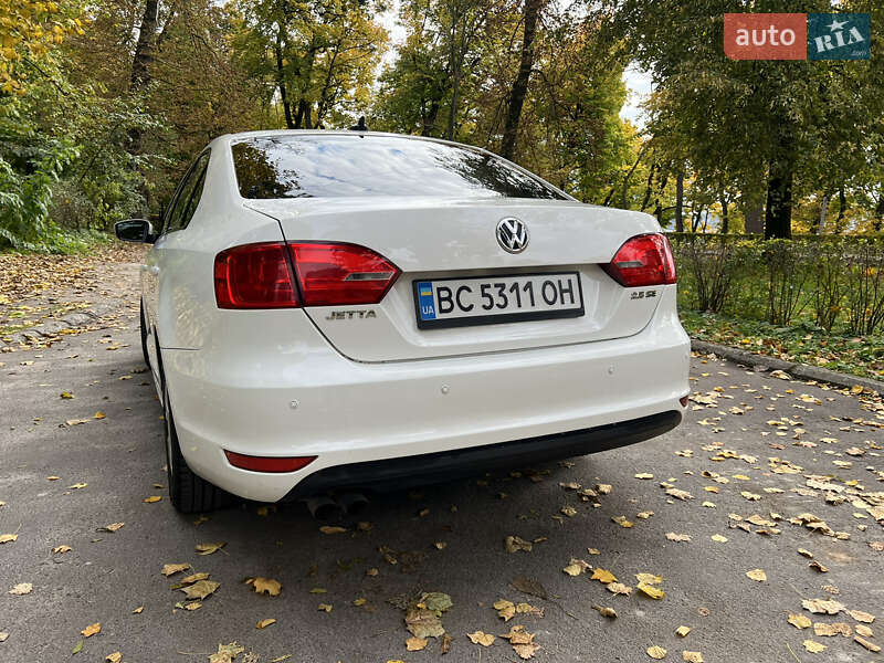 Седан Volkswagen Jetta 2012 в Львове фото 5 Седан Volkswagen Jetta 2012 в Львове