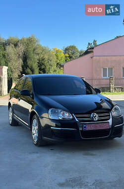 Седан Volkswagen Jetta 2006 в 