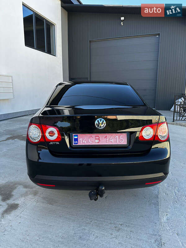 Седан Volkswagen Jetta 2006 в Надворной фото 11 Седан Volkswagen Jetta 2006 в Надворной