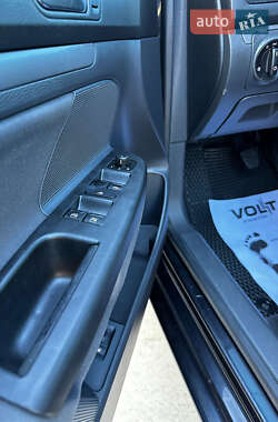 Седан Volkswagen Jetta 2006 в 