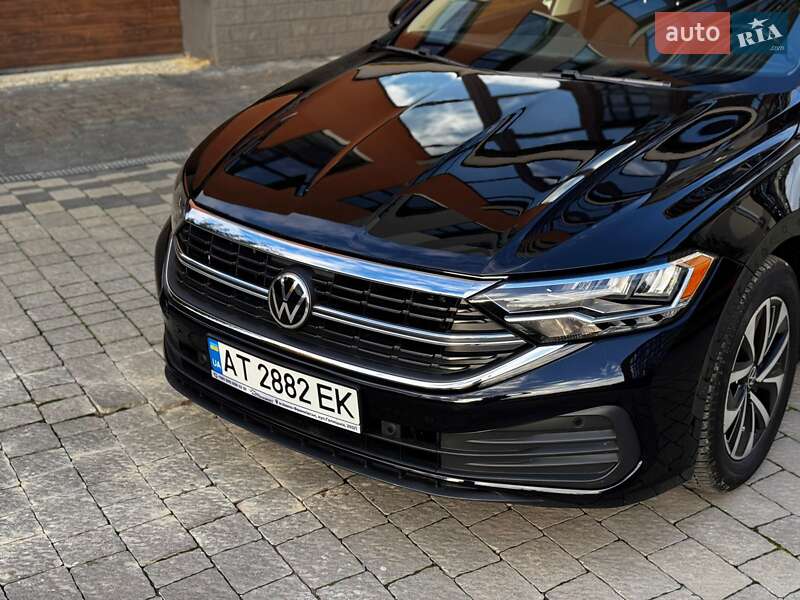 Седан Volkswagen Jetta 2022 в Ивано-Франковске