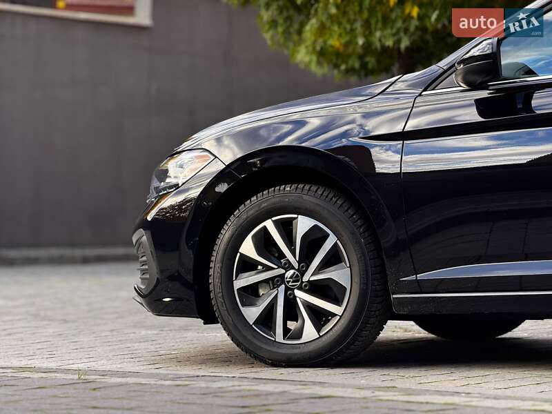 Седан Volkswagen Jetta 2022 в Ивано-Франковске