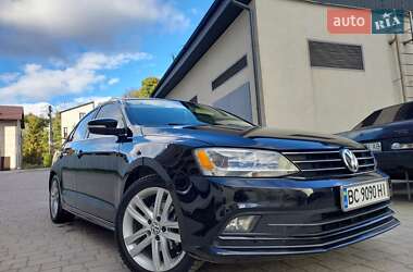 Седан Volkswagen Jetta 2015 в 