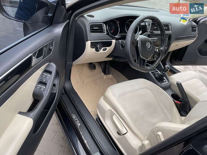 Седан Volkswagen Jetta 2016 в Виннице фото 14 Седан Volkswagen Jetta 2016 в Виннице