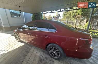 Седан Volkswagen Jetta 2017 в Днепре