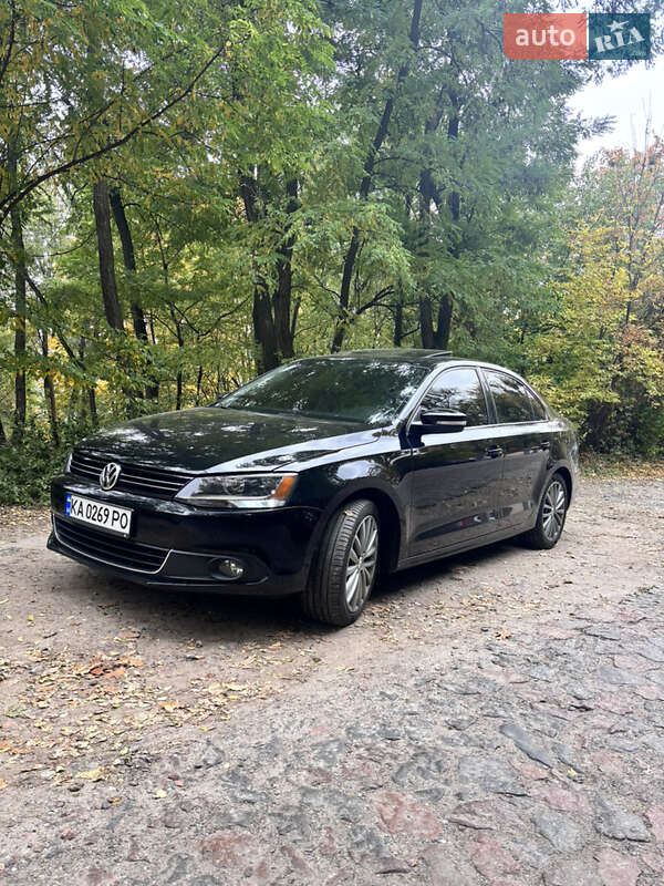 Volkswagen Jetta 2012
