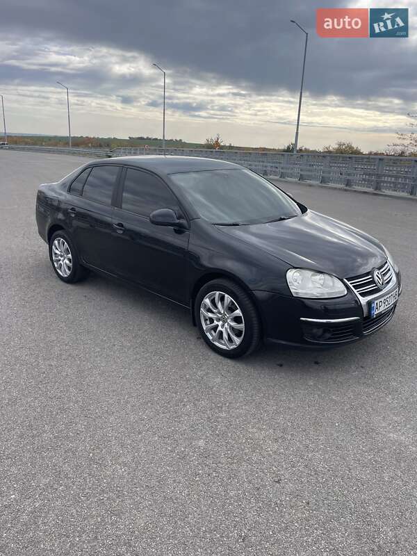 Седан Volkswagen Jetta 2008 в 