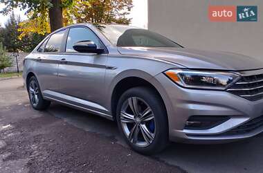 Седан Volkswagen Jetta 2019 в Рівному
