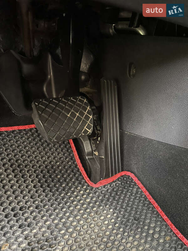 Седан Volkswagen Jetta 2012 в Калуше фото 21 Седан Volkswagen Jetta 2012 в Калуше