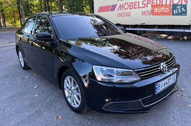 Седан Volkswagen Jetta 2011 в 