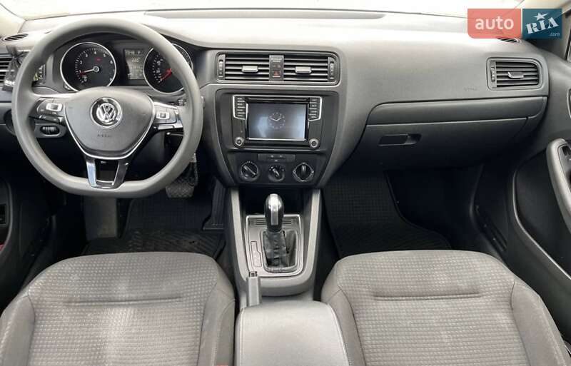 Седан Volkswagen Jetta 2016 в Львове фото 8 Седан Volkswagen Jetta 2016 в Львове