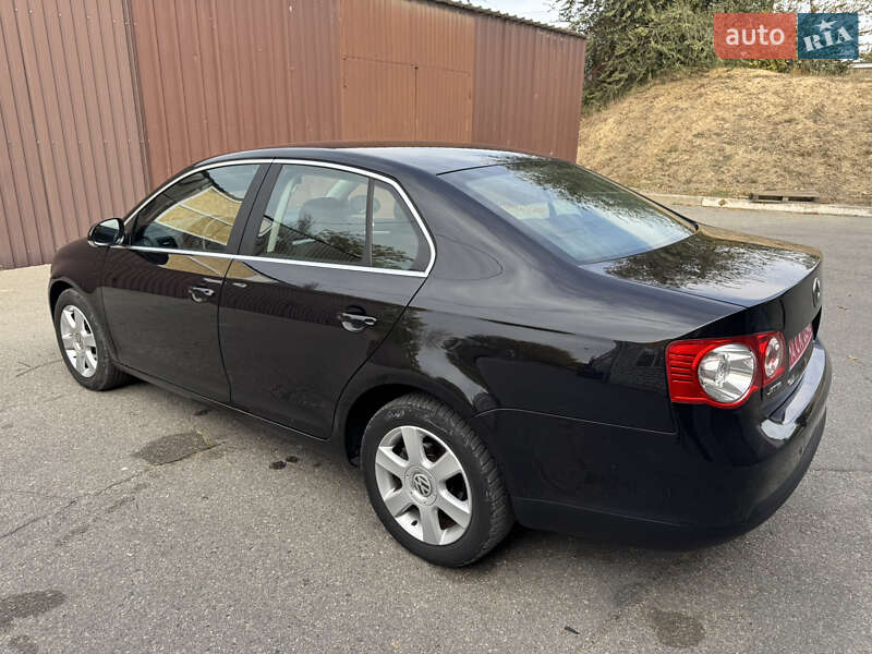 Седан Volkswagen Jetta 2008 в Запорожье фото 5 Седан Volkswagen Jetta 2008 в Запорожье