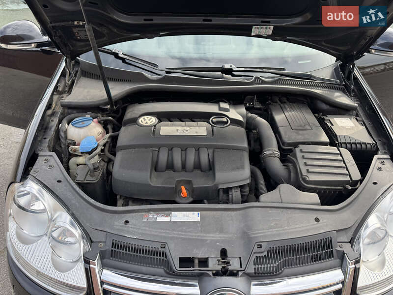 Седан Volkswagen Jetta 2008 в Запорожье фото 25 Седан Volkswagen Jetta 2008 в Запорожье