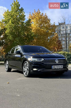 Седан Volkswagen Jetta 2018 в  фото 2 Седан Volkswagen Jetta 2018 в