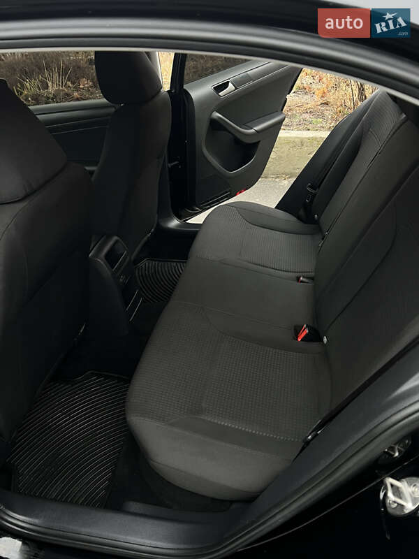 Седан Volkswagen Jetta 2016 в Кам'янець-Подільському