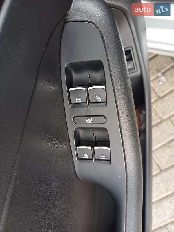 Седан Volkswagen Jetta 2015 в Днепре фото 7 Седан Volkswagen Jetta 2015 в Днепре