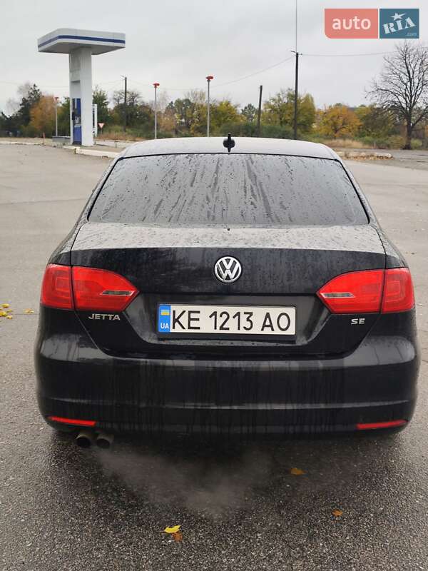 Седан Volkswagen Jetta 2013 в Днепре