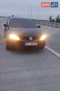 Седан Volkswagen Jetta 2013 в Изюме