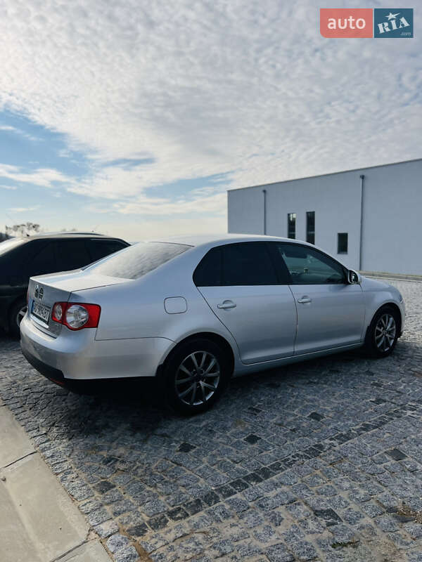 Седан Volkswagen Jetta 2010 в Мукачево фото 5 Седан Volkswagen Jetta 2010 в Мукачево