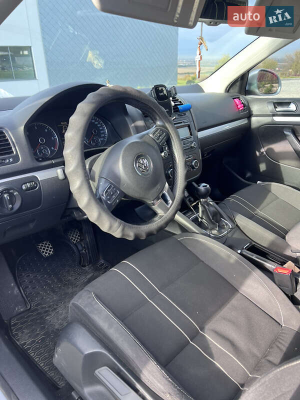 Седан Volkswagen Jetta 2010 в Мукачево фото 9 Седан Volkswagen Jetta 2010 в Мукачево