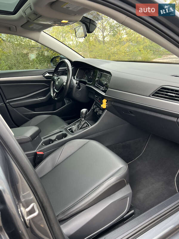 Седан Volkswagen Jetta 2018 в Кривом Роге фото 43 Седан Volkswagen Jetta 2018 в Кривом Роге