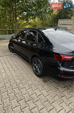 Седан Volkswagen Jetta 2018 в 