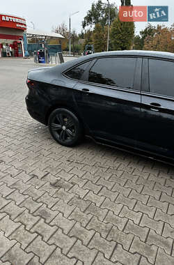 Седан Volkswagen Jetta 2018 в 