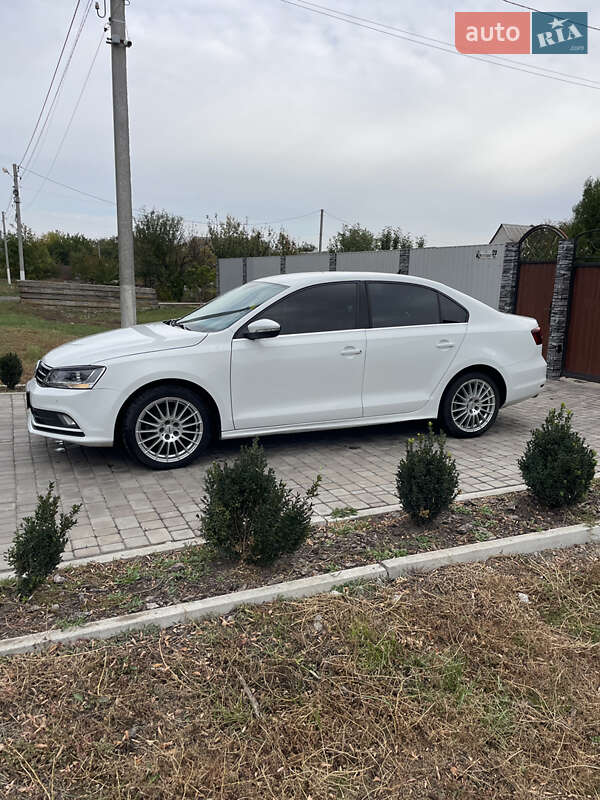 Седан Volkswagen Jetta 2016 в Магдалинівці фото 2 Седан Volkswagen Jetta 2016 в Магдалинівці