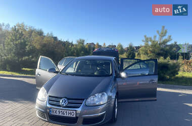 Седан Volkswagen Jetta 2005 в  фото 5 Седан Volkswagen Jetta 2005 в