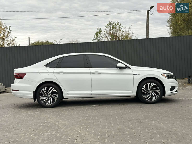 Седан Volkswagen Jetta 2020 в Фастове