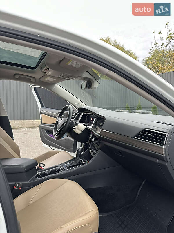 Седан Volkswagen Jetta 2020 в Фастове